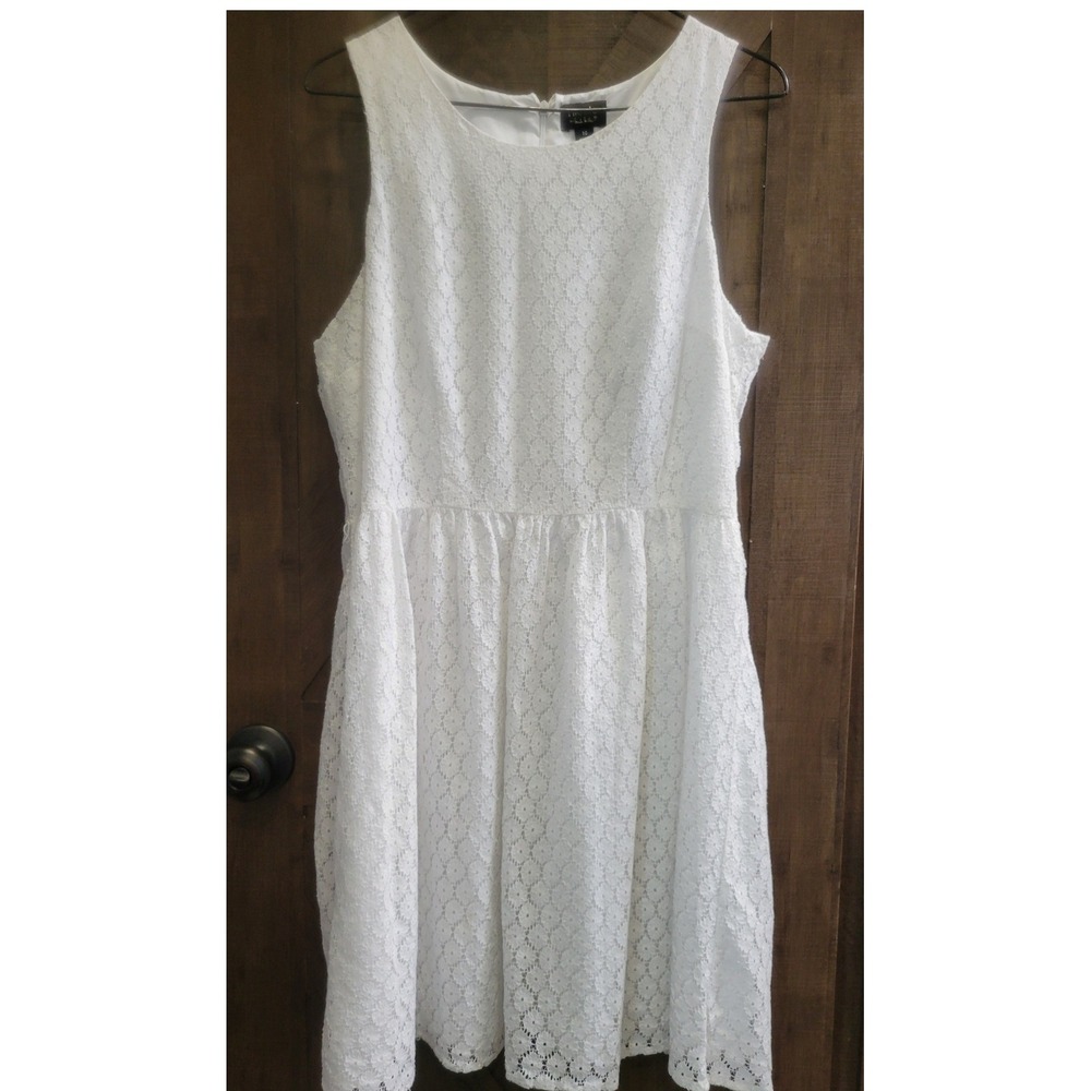 Nicole by Nicole Miller White Floral Lace Sleeveless Fit & Flare Dress Size 10